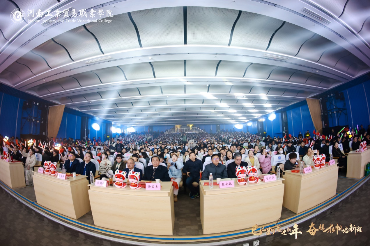 https://img.pailixiang.com/album/a8004612492/19841126.jpg?x-oss-process=style/pbig&fs=3555098