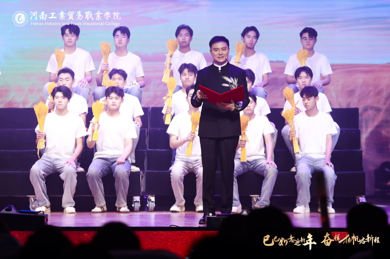 https://img.pailixiang.com/album/a8004612492/22230402.jpg?x-oss-process=style/pbig&fs=2673214