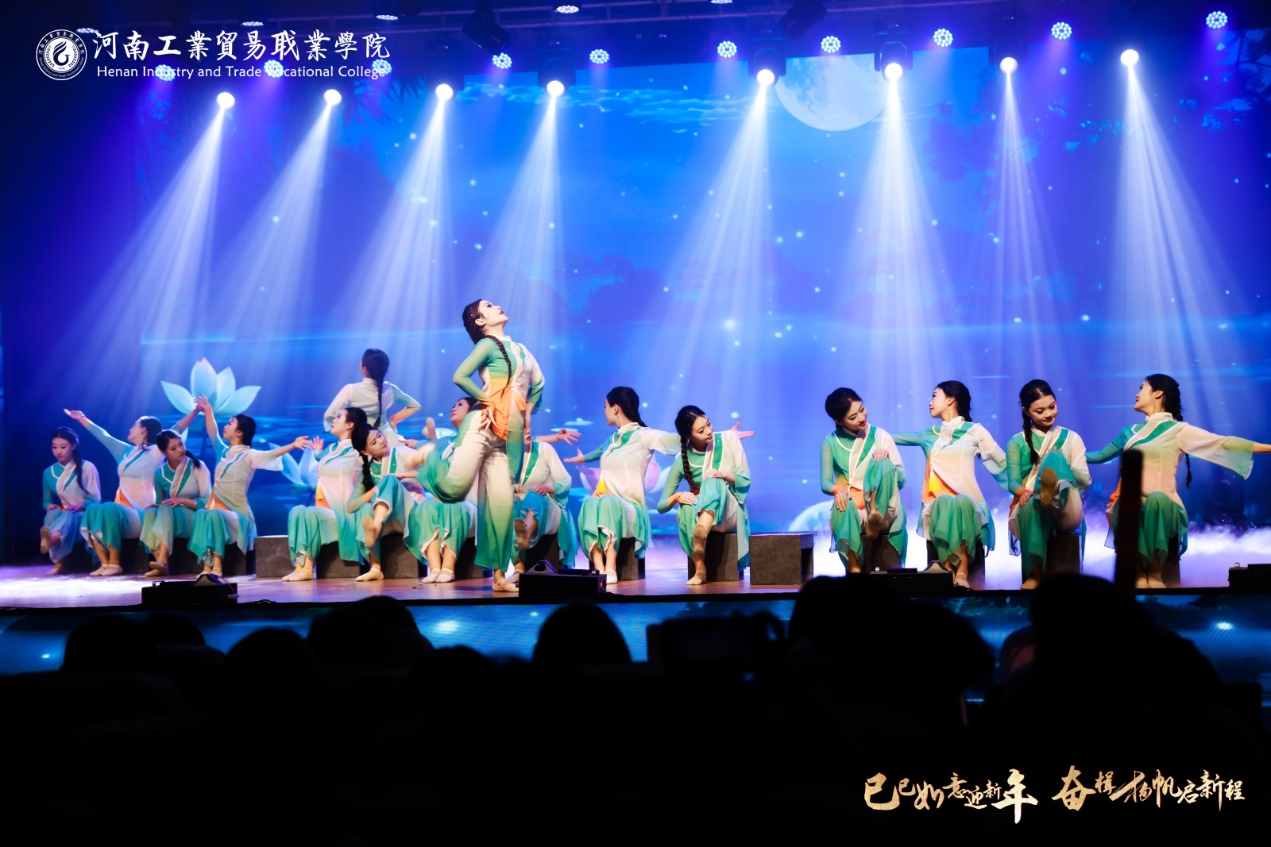 https://img.pailixiang.com/album/a8004612492/21140569.jpg?x-oss-process=style/pbig&fs=3422588